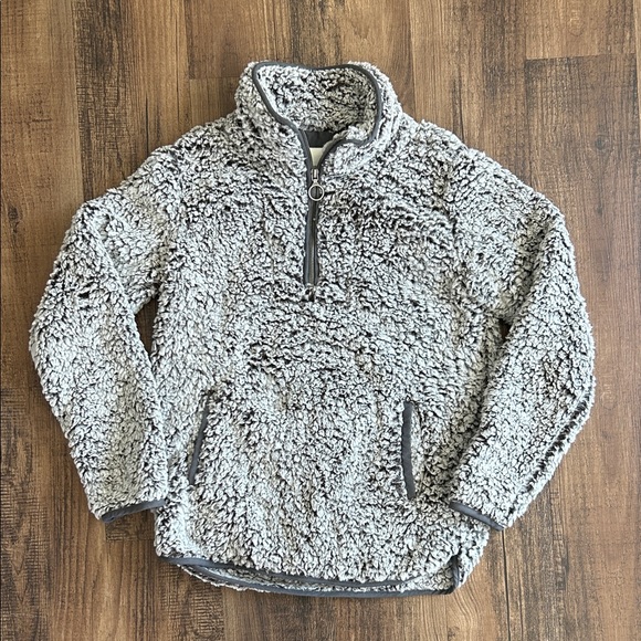Thread & Supply Jackets & Blazers - Thread & Supply woman’s Zip Up faux Sherpa Sweater - Gray